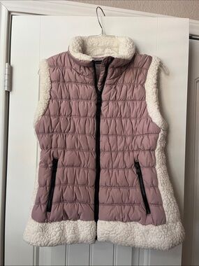 Calvin Klein Performance Mauve Quilted Sherpa-Trim Vest